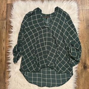 Always Indigo Women's Green & White Twist Front Blouse Size Medium